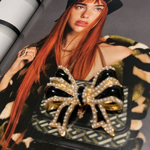 Black pearlized bow brooch gold tone - Picture 7 of 10